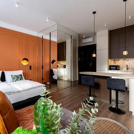 Heritage Apartment *